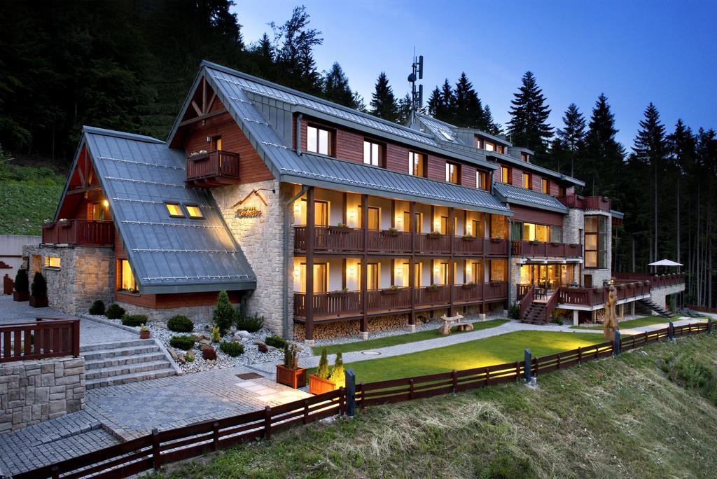 Hotel Rozsutec Terchová Exteriör bild